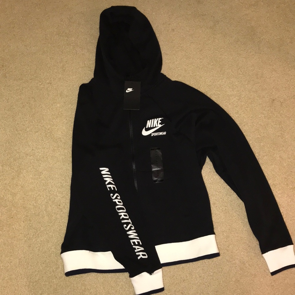 Vintage Nike Jacket- Never Used & w/ Tags